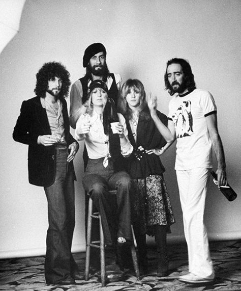 Fleetwood Mac, 1975 Fleetwood Mac Lindsey Buckingham, Stevie Nicks Lindsey Buckingham, John Mcvie, Mick Fleetwood, Buckingham Nicks, Lindsey Buckingham, Stevie Nicks Fleetwood Mac, Greatest Rock Bands, Singing Group