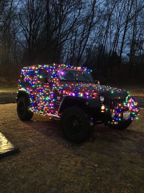 #goals #tumblr #jeep #luces #night #nice #like White Jeep, Jeep Jeep, Car Accessories For Girls, Dream Cars Jeep, Jeep Lover, Jeep Accessories, Jeep Girl, Jeep Cars, Fancy Cars