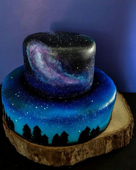 Galaxy Cake Birthday Cake Galaxy, Cake Galaxy, Aesthetic Birthday Cake, Galaxy Desserts, Galaxy Cupcakes, Space Cupcakes, Nature Cake, Galaxy Cake, Mirror Glaze Cake