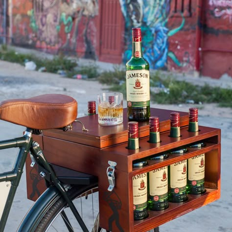 Jameson Bicycle Bar on Behance Bicycle Bar Ideas, Bicycle Cafe, Gerobak Dorong, Bicycle Bar, Bike Food, Custom Bikes Cafe Racers, Bike Cart, Food Bike, Alcohol Dispenser