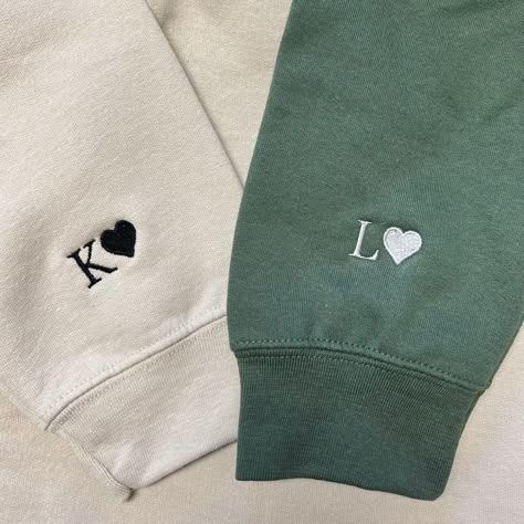 Custom Embroidered Initial Heart Sweatshirt, Initial on Sleeve, Couple Shirt, Anniversary, Couple's Shirt, Custom Embroidered Hoodie. x Halloween Collection From Snorider.  bridal gift,  wedding gift, anniversary gift,  couples shirt,  embroidery shirt,  boyfriend gift,  gift for girlfriend,  Engagement,  engagement gifts,  matching sweatshirt,  gift for boyfriend,  bachelorette party,  gift for bride ... Matching Couples Hoodies, Gift Embroidery, Gift Bachelorette Party, Boyfriend Anniversary, Hoodie Ideas, Embroidered Initials, Embroidery Shirt, Gift Boyfriend