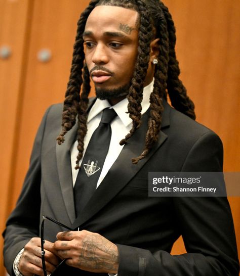 Men Loc Styles Medium, Long Loc Styles For Men, Black Men Dreadlocks Styles, Quavo Huncho, Long Loc Styles, Dyed Locs, Mens Dreadlock Styles, Long Dreadlocks, Neon Tiger