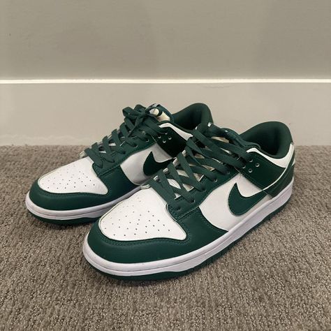 green Nike dunks. only worn a couple of times. in great condition! does not come with box.
size: mens 10
dm for questions!
#nike#sneaker#dunks Green Nike Dunks, Nike Sneaker, Nike Dunks, Men's Sneakers, Nike Men, Shoes Mens, Mens Accessories, Nike, Outfit Accessories