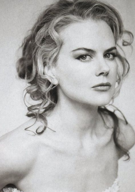 Nicole Kidman Black And White, Actrices Hollywood, Keith Urban, Celebrity Portraits, Foto Art, Vintage Stuff, Nicole Kidman, White Photo, Famous Faces