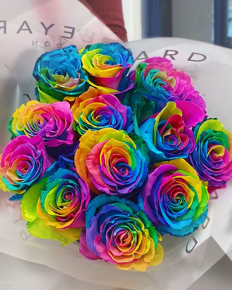 Amaze them with a display of dazzling colour! Our rainbow roses are a truly unique gift 🌈 https://www.appleyardflowers.com/rainbow-roses-16812 Rainbow Roses Aesthetic, Color Roses, Rainbow Bouquet Wedding, Rainbow Rose Bouquet, Rainbow Flower Bouquet, Congratulations Flowers, Rainbow Bouquet, Flowers London, Roses Bouquet Gift