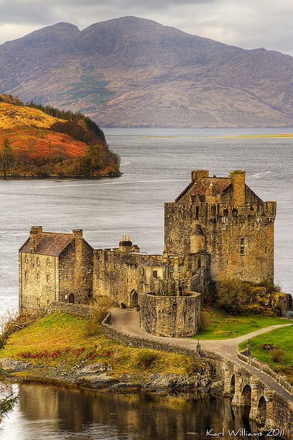 Eilean Donan is a small tidal island in Loch Duich in the western Highlands of Scotland; Eilean Donan Castle, Scotland Landscape, Stirling Castle, Old Castle, Eilean Donan, Famous Castles, Real Estat, Scotland Castles, Scottish Castles