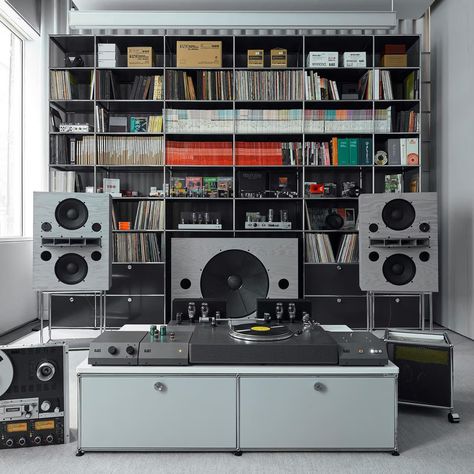 Room Hypebeast, Vinyl Cafe, Audiophile Room, Hifi Room, Vinyl Shelf, Home Music Rooms, Lisson Gallery, Sound Room, Welcome To My House