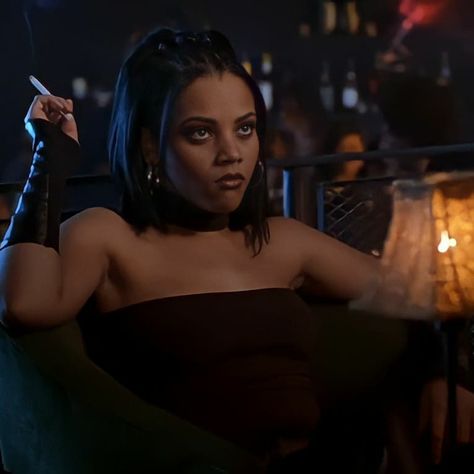 Save The Last Dance Nikki, Save The Last Dance Hairstyles, Bianca Lawson Save The Last Dance, Nikki Save The Last Dance, Save The Last Dance Outfits, Bianca Lawson 90s, Bianca Lawson, 2000s Pop Culture, 90s Makeup Look