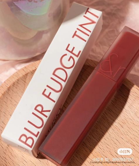 Rom&nd Blur Fudge Tint, My 2024, Romand Blur Fudge Tint, Korean Lip Tint, Korean Lips, Chinese Makeup, Ulzzang Makeup, Charcoal Art, Easy Makeup