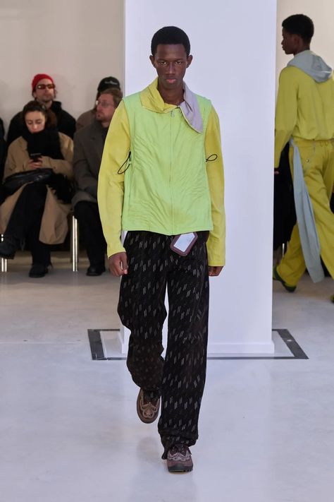 Kiko Kostadinov Men's Fall 2024 [PHOTOS] 2024 Menswear, Kiko Kostadinov, Minimal Look, Menswear Fashion Show, Eastern European, Menswear Fashion, Mens Fall, Vogue Runway, 2024 Collection