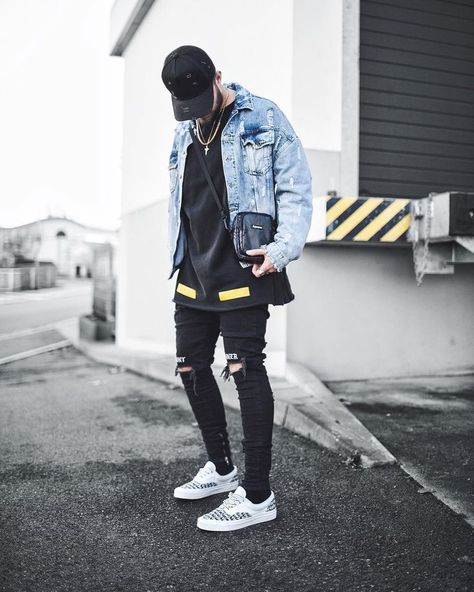 Hypebeast Outfits, Hypebeast Outfit, Mode Poses, How To Wear Vans, Hype Beast, Hypebeast Style, Mens Fashion Photography, Jean Vintage, Mens Fashion Streetwear