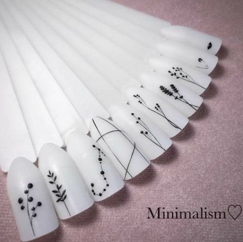 Nailart Tutorial, Nails Floral, Minimalist Nail, Boho Nails, Nagellack Trends, Nail Drawing, Floral Nail Designs, Minimalist Nail Art, Pretty Nail Art Designs