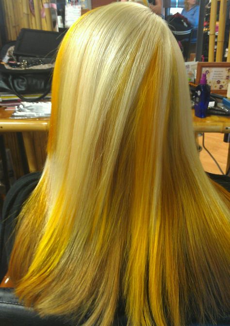 My work: ) HAIR, YELLOW, BLONDE, FUNKY, BRIGHT COLORS Yellow Blonde Hair, Cool Blonde Hair Colour, Yellow Hair Color, Yellow Highlights, Blonde Highlights On Dark Hair, Yellow Blonde, Colourful Hair, Cool Blonde Hair, Mohawks