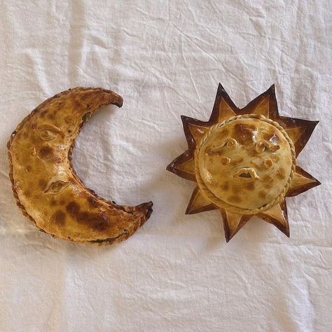 Moon Food, Catering Design, Grandmother House, Honey Moon, Crumpets, Moon Sun, Flower Food, Lucky Day, November 17