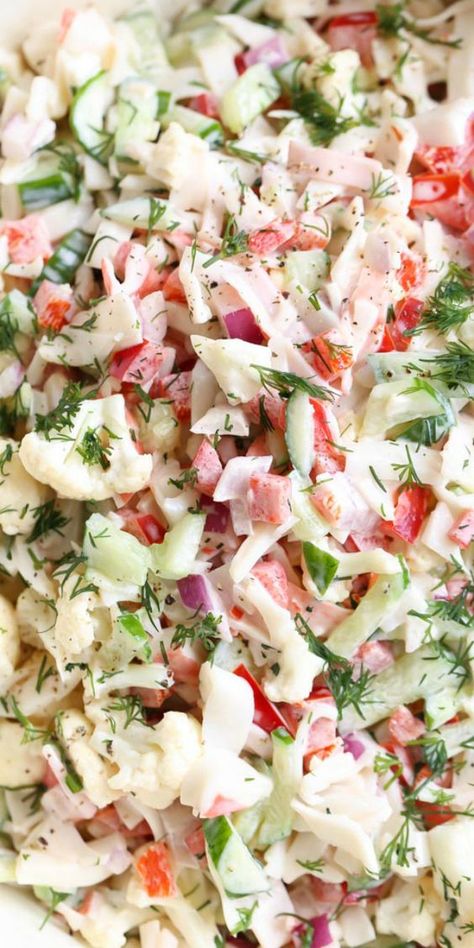 Crab Meat Salad, Crab Pasta Salad, Mayo Dressing, Crab Salad Recipe, Unique Salad, Sea Food Salad Recipes, Crab Meat Recipes, Meat Salad, Cauliflower Salad