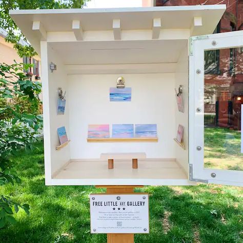 Community Artwork Ideas, Community Art Gallery, Free Little Art Gallery Ideas, Little Free Art Gallery, Sharing Library, Tiny Art Gallery, Little Free Library Ideas, Art Gallery Ideas, Outdoor Art Gallery