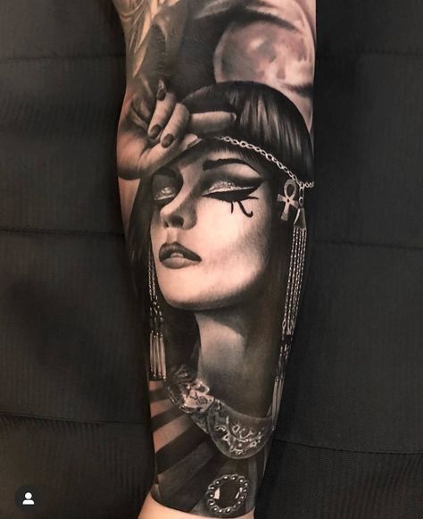 Black Danube Ink on Instagram: “Cleopatra Tattoo done by @blackdanubeink artist @philhaastattoos_ #cheyennetattooequipment #inkbooster #cleanyskin_tattoo_wipes…” Tattoo Cleopatra, Queen Nefertiti Tattoo, African Queen Tattoo, Cleopatra Tattoo, Egypt Tattoo Design, Nefertiti Tattoo, Vogel Tattoo, Egyptian Tattoo Sleeve, Kunst Tattoos