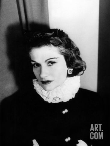 Coco Chanel Photo at Art.com Sam Taylor Johnson, Patchouli Perfume, Horst P Horst, Perfume Chanel, Chanel Quotes, Coco Chanel Quotes, Coco Chanel Fashion, Moda Chanel, Audrey Tautou