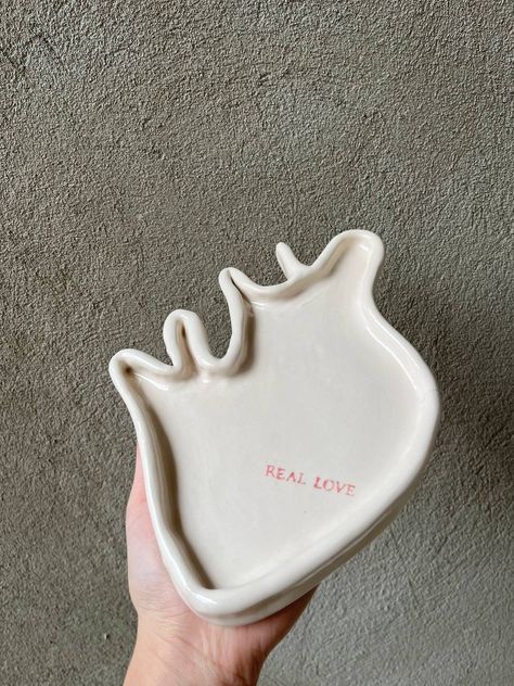 Valentines Day Collection, Ceramics Ideas, Ceramic Plate, Ceramic Plates, Valentines Day, Valentines, Ceramics, Valentine's Day