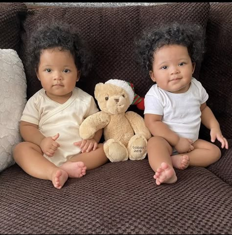 Mommy Vibes Aesthetic, Mixed Twins Boy And Girl, Mixed Twins, Triplets Babies Newborns, Black Twin Babies, Twin Baby Photos, Baby Momma, Beautiful Black Babies, Twin Mom