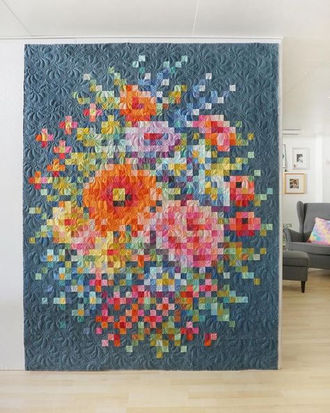 All Posts • Instagram Tilda Quilts, Flower Quilt, Flower Quilts, Patchwork Quilt, Embroidery Flowers, You Really, Feathers, Knit Crochet, Quilting