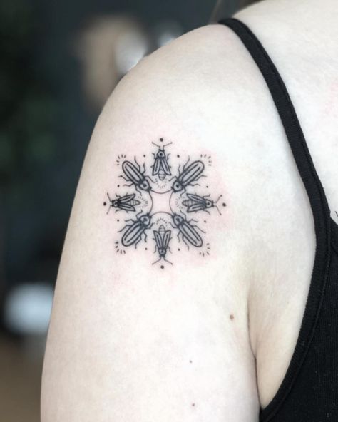 Alice Bea Guerin | Little lightning bug mandala for Annabella from my flash 🌼 #knoteyestudio . . #lightningbugs #indianastatebug #stateinsect… | Instagram Lightning Bug Tattoo, Firefly Tattoo, Lightning Bug, Bug Tattoo, Ornamental Tattoo, Jewelry Tattoo, Firefly, Blackwork, Tattoos For Women