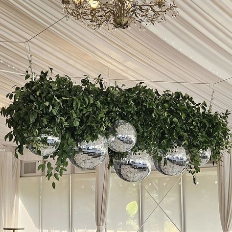 We love a good hanging installation...and one with disco balls is even better!! Such a fun design above the dance floor!! #bellafloraweddings #chicagobride #chicagoflorist #chicagoweddings #weddings #weddingdecor #weddinginspiration #weddinginspo #weddingflowers Disco Ball Wedding, Hanging Installation, Ball Wedding, Savannah Wedding, Disco Balls, Greenery Wedding, Fun Design, Disco Ball, The Dance