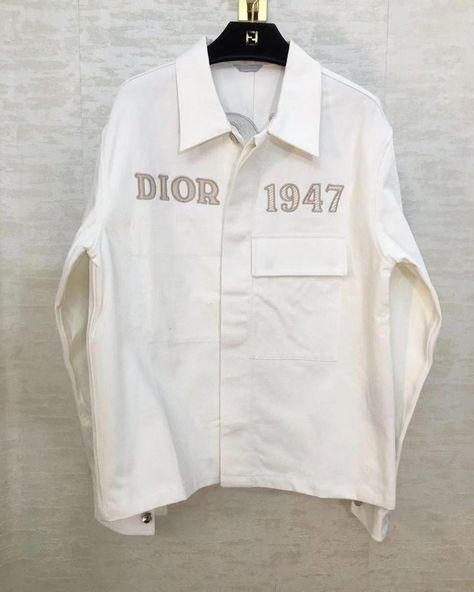 Dior Men, Stylish Hoodies, Fashion Suits For Men, Suit Shirts, Designer Clothes For Men, Family Outfits, Long Sleeves Jacket, Luxury Outfits, Dream Dress