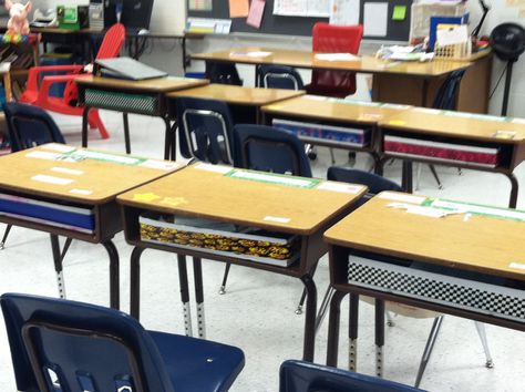 Great for desk organization, especially those cave desks that students have to get out of their seat to dig through. Student Desk Organization, Teacher Desk Organization, Organized Classroom, Classroom Desk, Student Desk, Teachers Aide, School Desk, Teacher Desk, Student Desks