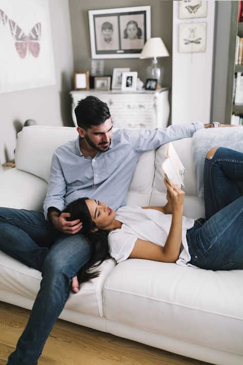 Couple Photo In Room, Cuddle Sitting Pose, Couple On Sofa, Couple Sitting On Couch, Couple Reading, Cottage Countryside, Adoption Profile, Pose Prewedding, Couple Sitting