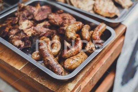 Street fast food, grilled sausages in container Stock Photos #AD ,#food#grilled#Street#fast Cooking Kielbasa, Street Fast Food, Grilled Kielbasa, Polish Sausage Recipes, How To Cook Kielbasa, Homemade Sausage Recipes, Kielbasa Recipes, Sausage Party, Picnic Bbq