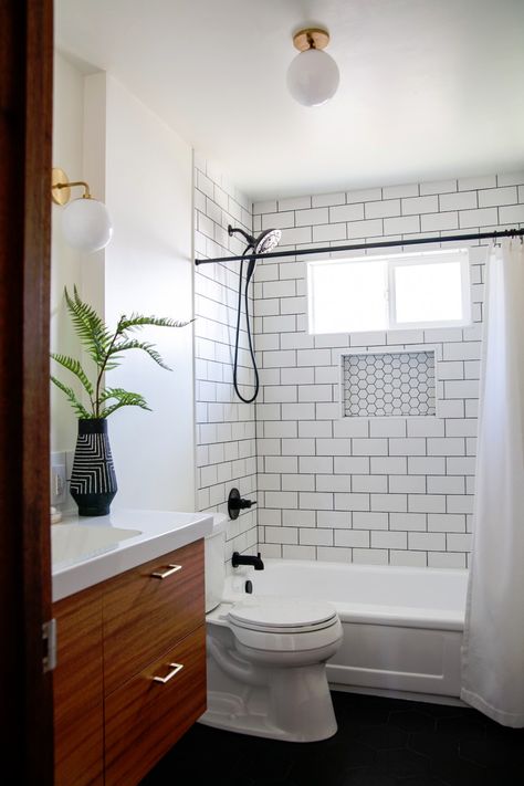 Small Full Bathroom, Modern Bathroom Renovations, Full Bathroom Remodel, Small Bathroom Makeover, Bathroom Remodel With Tub, Upstairs Bathrooms, Bathroom Redo, Full Bathroom, Simple Bathroom