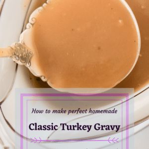 Turkey Gravy Using Neck And Giblets, Gravy Homemade, Easy Homemade Gravy, Turkey Gravy Recipe Easy, Turkey Gravy From Drippings, Turkey Gravy Easy, Homemade Turkey Gravy, Making Turkey Gravy, Homemade Gravy Recipe