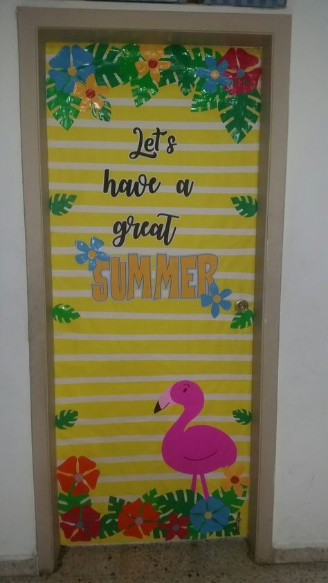 Summer school door Summer Theme Door Decorations, Summer Door Themes For Classroom, Summer Classroom Door Decorations, Classroom Door Ideas Summer, Summer School Door Ideas, Summer Classroom Themes, Summer Preschool Door Ideas, June Classroom Door Ideas, Summer Door Ideas