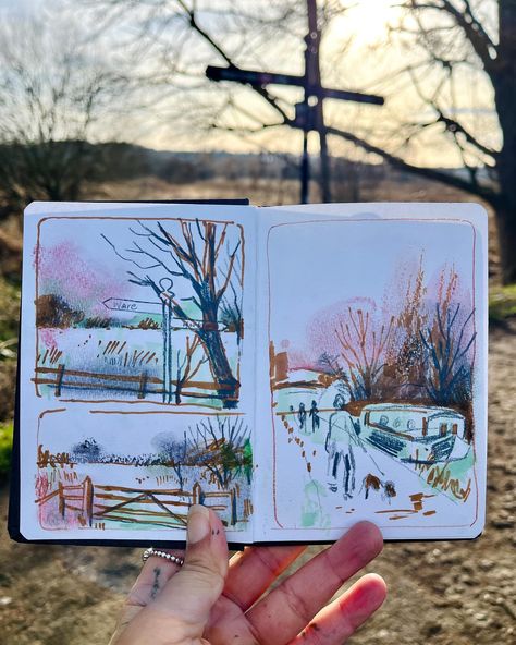 😀l’ve started a new small sketchbook based on an idea by @emmacarlisle_ ‘30 paces from home’ This little sketchbook now accompanies me on my daily morning walks. I’m able to spend 30 minutes filling double-page spreads with mixed media ( pretty random selection hence odd palette choices) This ritual has become my daily mindfulness practice, grounding me in the present moment as I capture whatever I see around me.These sketches aren’t meant to be fully finished or realized pieces. Swift sketc... Sketchbook Page Layout Ideas, Daily Art Practice, Filled Sketchbook, Small Sketchbook Ideas, Daily Mindfulness, Small Sketchbook, Crayon Drawings, Morning Walks, Landscape Sketch