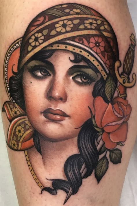 Traditional Tattoo Woman Face, Traditional Tattoo Girls, Traditional Tattoo Woman, Tato Tradisional, Tatuaje A Color, Pin Up Tattoos, Traditional Tattoo Art, Traditional Tattoo Flash, Face Tattoos