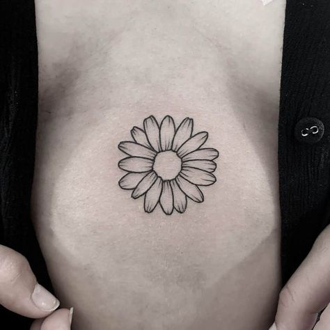 Top 107 Best Daisy Tattoos [2020 Inspiration Guide] Outline Daisy Tattoo, Simple Daisy Tattoo, Daisy Tattoo Meaning, Daisy Flower Drawing, Small Daisy Tattoo, Daisy Tattoos, Tattoos Chest, Daisy Tattoo Designs, Daisy Flower Tattoos