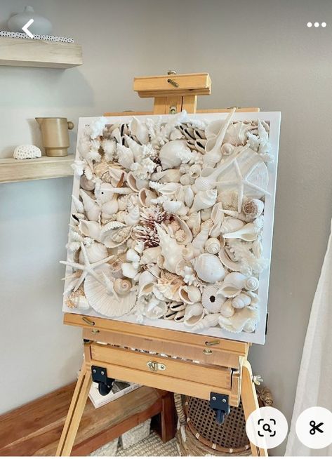 Modern Coastal Wall Art, Seashell Wall Art, Seashell Projects, Art Coquillage, Driftwood Projects, Shell Crafts Diy, Shell Frame, Sea Crafts, Shell Decor