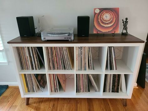 Gave My Kallax Record Stand An Upgrade Record Player Setup, Billy Ikea, Record Room, Record Stand, Record Player Stand, Record Cabinet, Tiny Apartments, Ikea Besta, Vinyl Record Storage