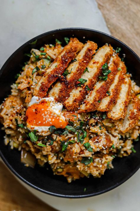 Vegan Crispy Chicken with Sticky Rice (Wagamamas) - Lucy & Lentils Vegan Sticky Rice, Sticky Rice Dinner Ideas, Vegan Dinner Inspiration, Vegan Chicken And Rice, Vegan Crispy Rice, Vegan Autumn Recipes, Vegan Crispy Chicken, Vegan Rice Recipe, Vegan Rice Recipes