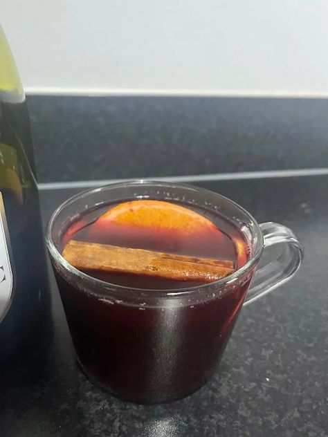 'I tried making Mary Berry's Christmas mulled wine and it totally changed my mind' - Abbie Meehan - Daily Record Mary Berry Mulled Wine, Mary Berry Christmas, Christmas Mulled Wine, Christmas Drink, Daily Record, Mary Berry, Mulled Wine, Christmas Drinks, Change Me