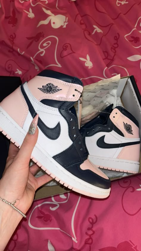 Jordan bubble gum high Nike sneakers shoe pink playboy Air Jordans Retro High, Bubble Gum Pink Jordans, Bubble Gum Jordan 1 Outfit Women, Bubble Gum Jordans, Jordan 1 Bubble Gum Outfit, Air Jordan Bubble Gum, Jordan Retro 1 Mujer, Jordan’s Aesthetic, Bubblegum Jordan 1