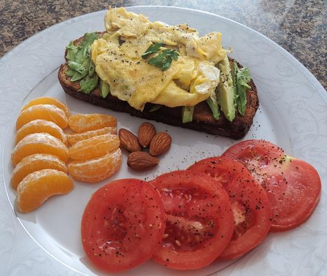 Typical Go-To Brekky After Intermittent Fasting 18:6 #food #healthy #healthyfood Intermittent Fasting Lunch Ideas, Fasting Breakfast Ideas, Intermittent Fasting Coffee, Intermittent Fasting Rules, Shoots Ideas, Intermittent Fasting Results, Organization Notes, Fast Dinners, Work Lunch