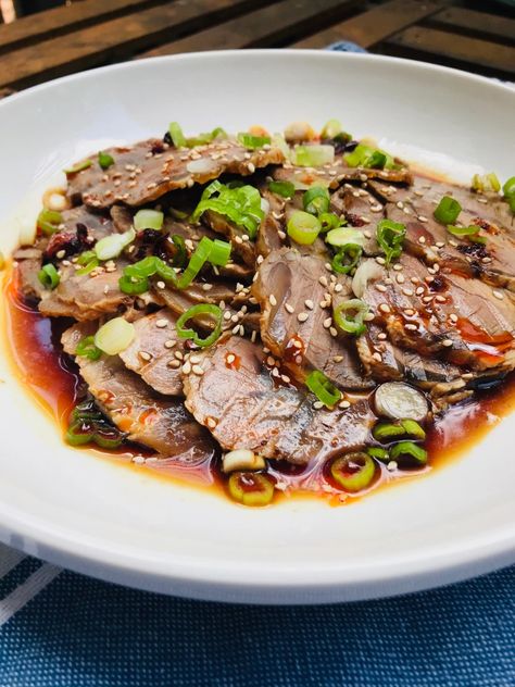 Beef Shin Recipes, Beef Chunks Recipes, Chinese Braised Beef, Sliced Beef Recipes, Chinese Beef Stew, Braised Beef Shank, Beef Shank Recipe, Chinese Spices, Ground Beef Pasta