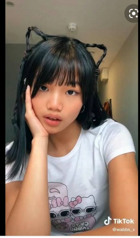 Hair Styles For Long Hair Length With Bangs, Hairstyles Tiktok, Anime Hairstyles, Kawaii Hairstyles, Hair Tutorials Easy, Hair Tutorials For Medium Hair, Hair Stylies, Hair Up Styles, Cute Hairstyles For Short Hair