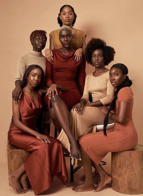 Group Of Women, Shooting Photo, Friend Photoshoot, African Beauty, Black Power, Family Photoshoot, Brown Skin, Black Is Beautiful, Photoshoot Ideas