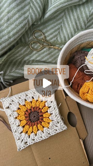 Crochet Book Sleeve Tutorial, Crochet Book Sleeve Free Pattern, Booksleeve Crochet, Book Sleeve Crochet Pattern, Crochet Book Sleeve Pattern, Book Sleeve Crochet, Crochet Book Sleeve, Sleeve Tutorial, Diy Sunflower