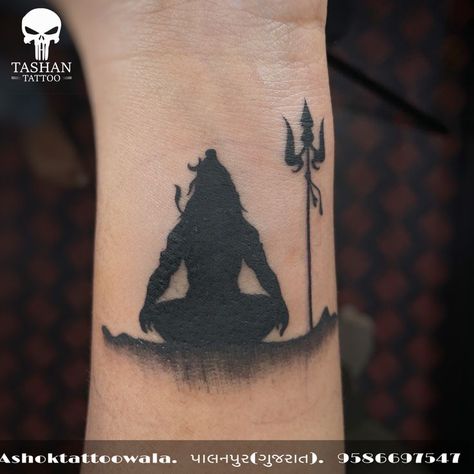 Shiva Wrist Tattoo, Mahadev Tattoo Designs For Men Arm, Lord Shiva Tattoo Design For Men, Shiv Ji Tattoo, Mahadev Tattoo Designs For Men, Mahadev Logo, Mahadev Tattoo Designs, Shiva Tattoo Ideas, Mahadev Tattoos