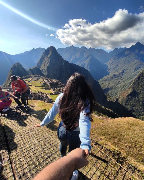 Inca Empire, Cusco Peru, Peru Travel, Foto Ideas Instagram, Machu Picchu, Photo Idea, Tourist Destinations, World Heritage Sites, Travel Around The World