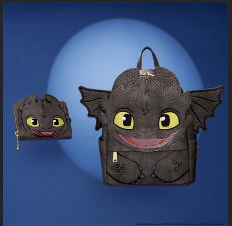 Toothless Cosplay, Dragon Toothless, Toothless Dragon, Train Dragon, Dreamworks Dragons, Convertible Crossbody Bag, Loungefly Bag, Mickey Mouse Club, Night Fury